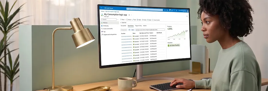 Developer manually moving data between disconnected business applications Developer manually moving data between disconnected business applications